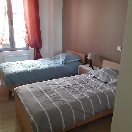Apartment 80m2 *