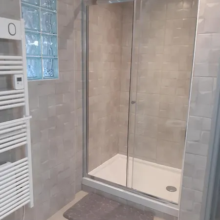 Apartament 80m2 *
